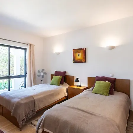 Marie Vale De Milho * Carvoeiro (Lagoa)