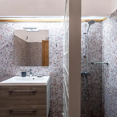 Marie Vale De Milho カルヴォエイロ