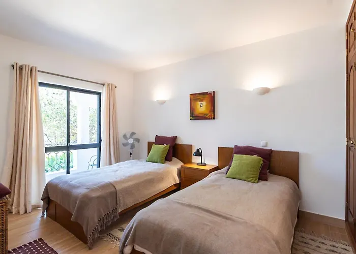 Marie Vale De Milho * Carvoeiro (Lagoa)